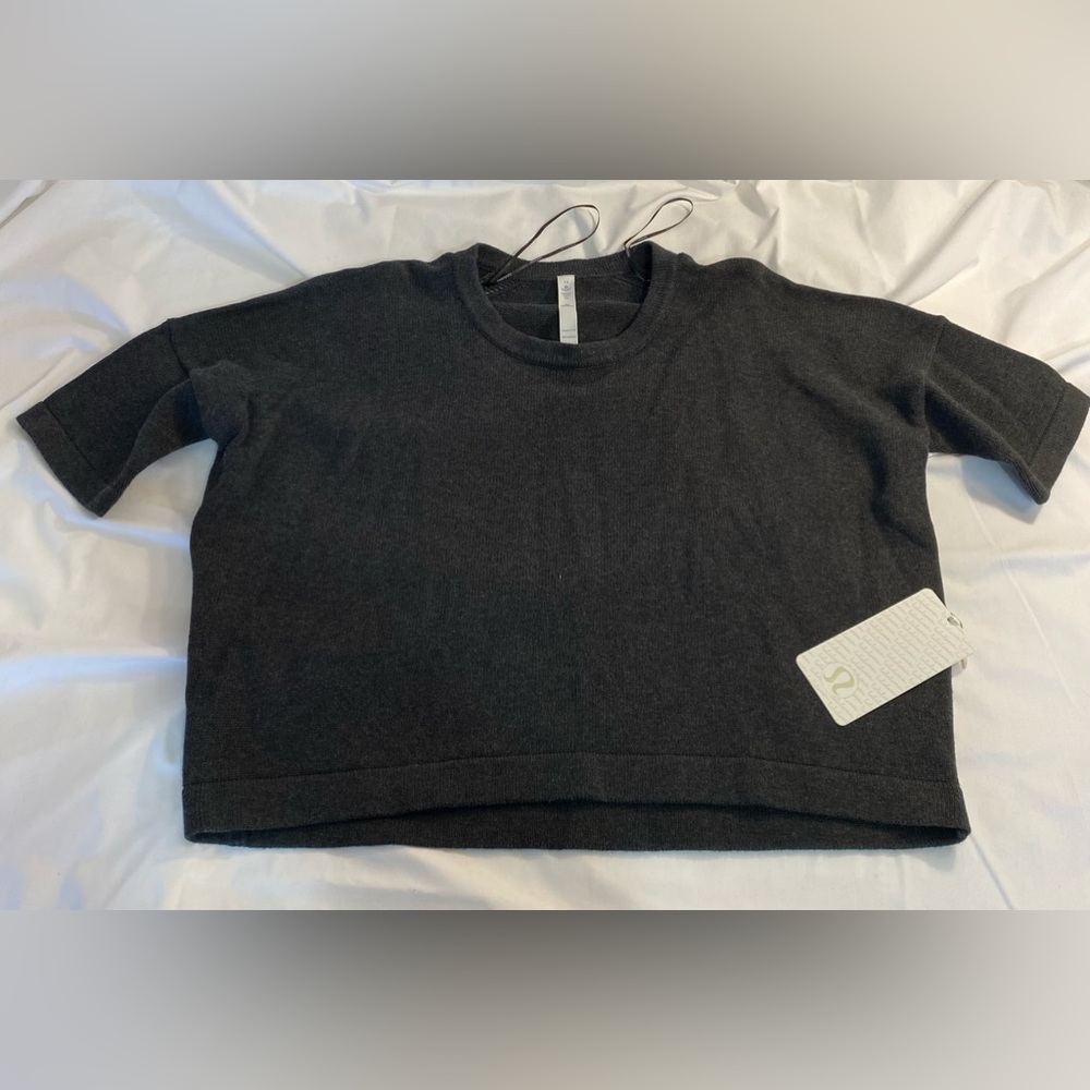Lululemon NWT Bhakti Reality SS Heathered black 12 - Picture 1 of 6